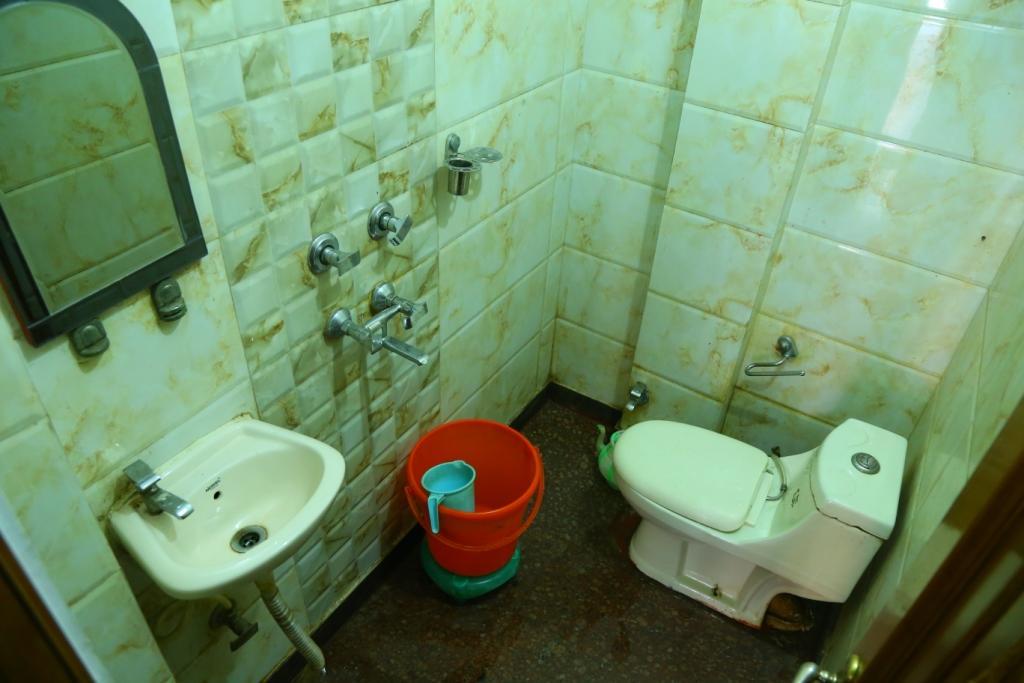 Hotel Ayesha Palace Дели Экстерьер фото